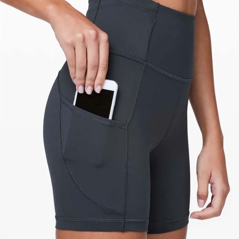 Lululemon fast and free bike shorts size 4